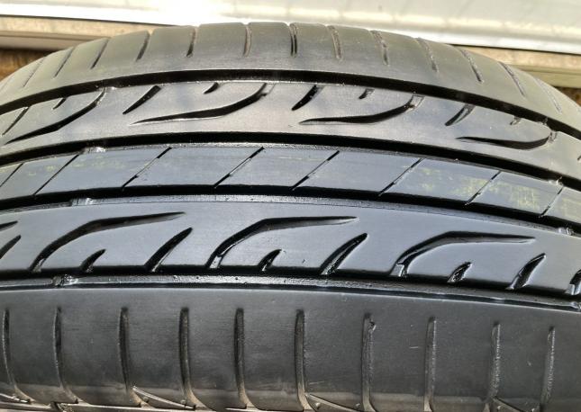 Dunlop Le Mans LM 704 215/55 R17 94V