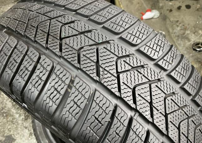 Pirelli Winter Sottozero 3 245/45 R19 и 275/40 R19 102V