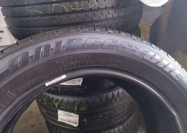 Bridgestone Dueler H/P Sport 225/55 R18 98H