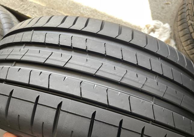 Pirelli P Zero PZ4 255/45 R20 101Y