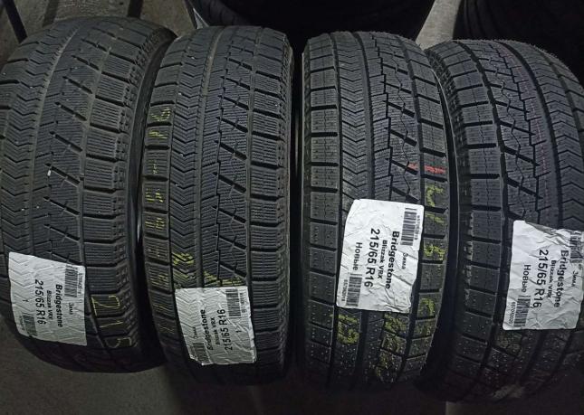 Bridgestone Blizzak VRX 215/65 R16