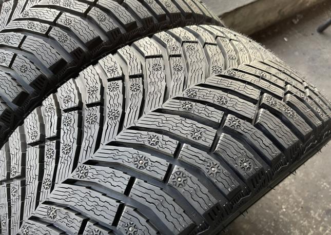 Michelin X-Ice North 4 245/35 R20 95H