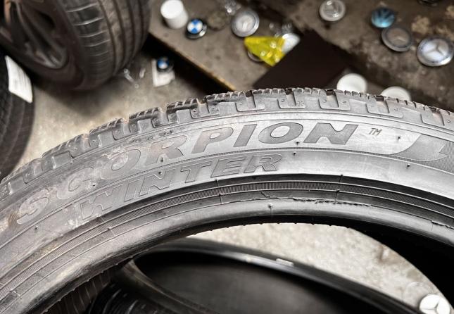 Pirelli Scorpion Winter 255/40 R21