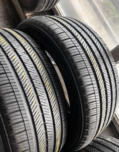 Goodyear Eagle Touring 285/45 R22