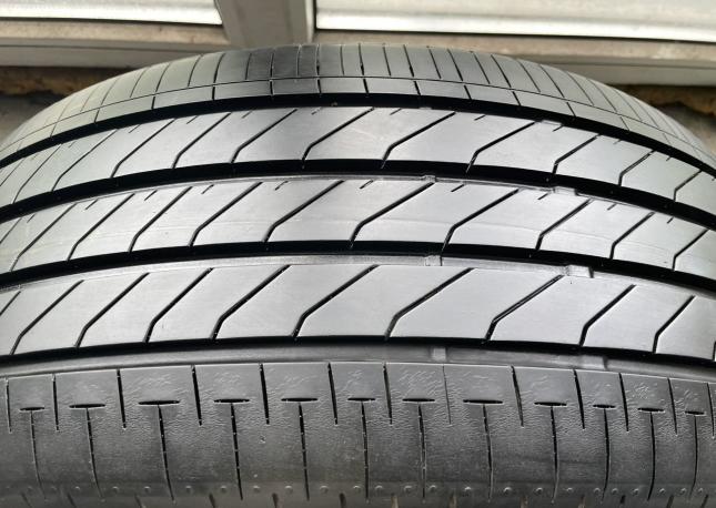 Bridgestone Turanza T005A 215/45 R17 87W