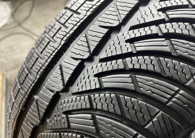 Michelin Pilot Alpin PA4 225/45 R18