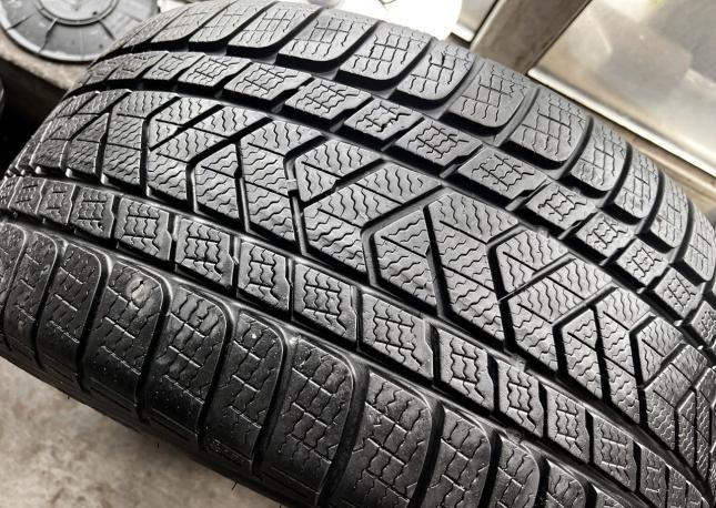 Pirelli Winter Sottozero 3 275/35 R19