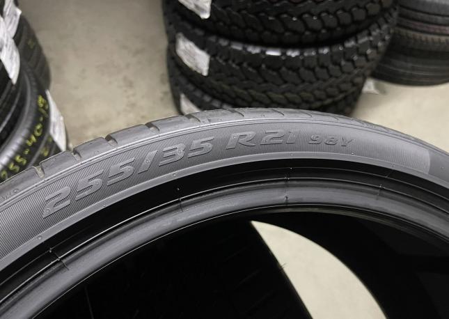 Pirelli P Zero PZ4 L.S. 255/35 R21 98Y