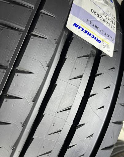 Michelin Pilot Sport 4 S 255/40 R20 101Y