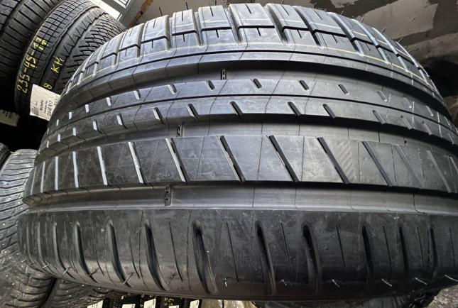 Michelin Pilot Sport 3 240/40 R18