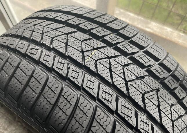 Pirelli Scorpion Winter RFT 245/45 R19 и 275/40 R19 V