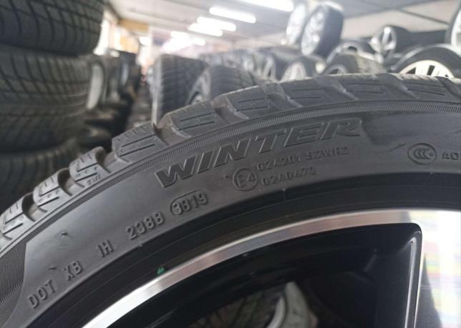 Pirelli Winter Sottozero 3 255/40 R20