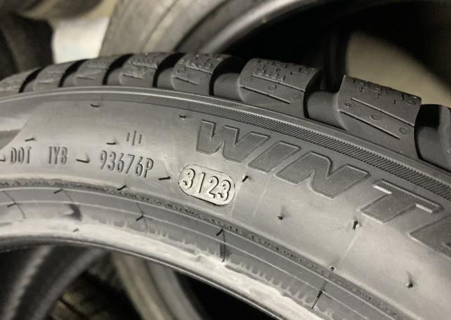 Pirelli Winter Sottozero 3 245/40 R19 98V