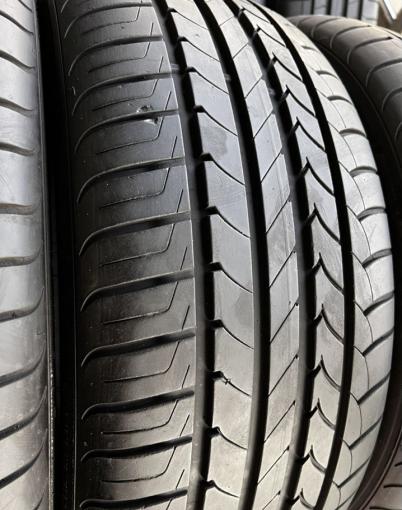 Goodyear EfficientGrip SUV 255/45 R20