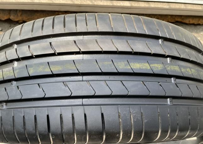 Kumho Ecsta HS51 205/45 R17 88V