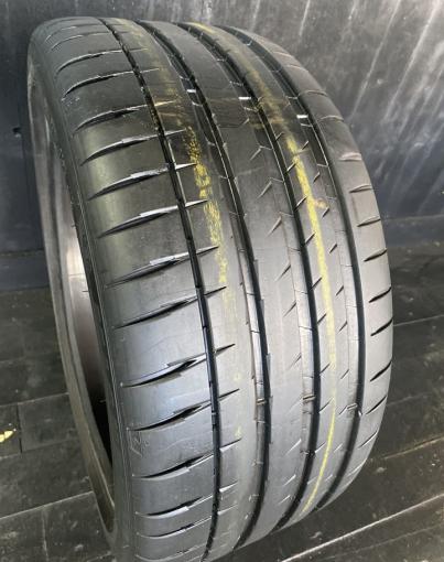 Michelin Pilot Sport 4 S 255/35 R19