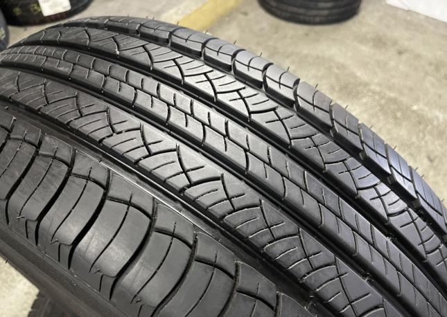 Michelin Latitude Tour HP 255/70 R18 V