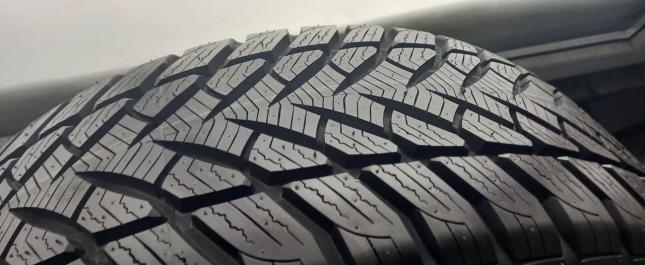 Goodyear UltraGrip+ SUV 255/55 R19 111H