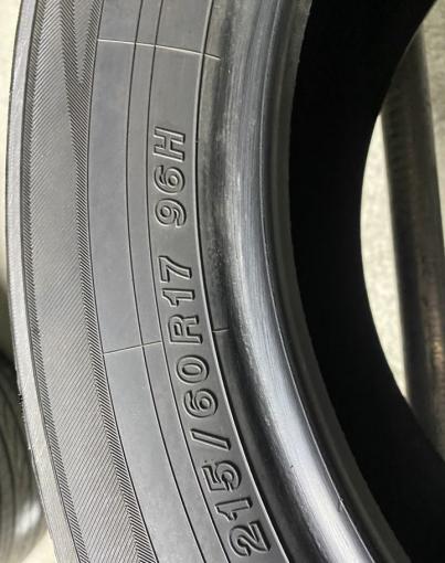 Yokohama BluEarth RV-01 215/60 R17