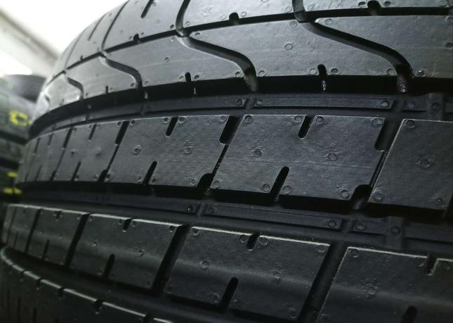 Pirelli P Zero 255/40 R21 102Y