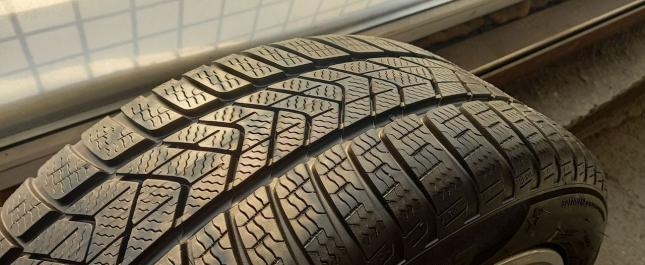 Pirelli Winter Sottozero 3 245/45 R18 100V