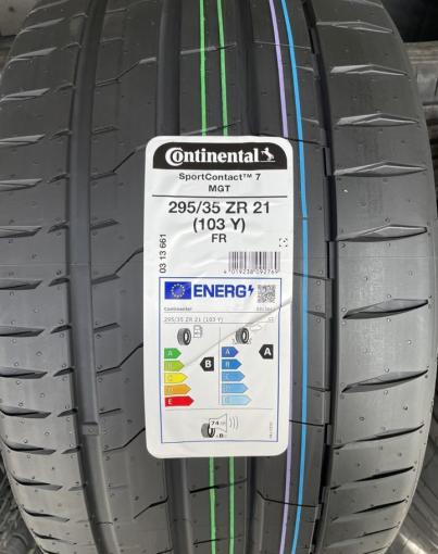 Continental PremiumContact 7 295/35 R21 103Y