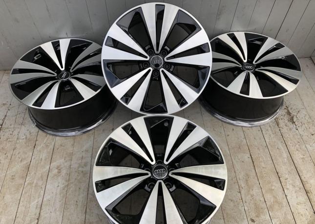 Новые Оригинальные диски на Audi Q8 / Q7 4M R19