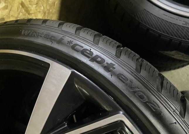 Hankook Winter I&#39;Cept Evo2 W320A SUV 285/30 R22 101W