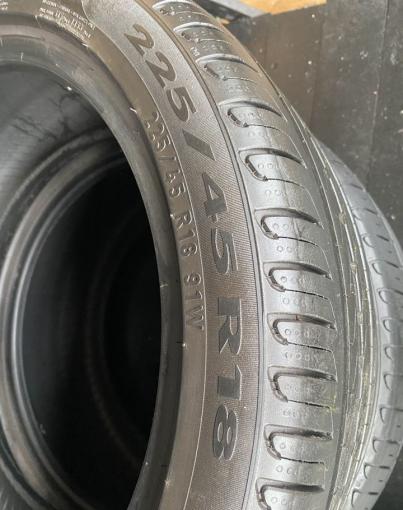 Pirelli Cinturato P7 225/45 R18 и 245/40 R18