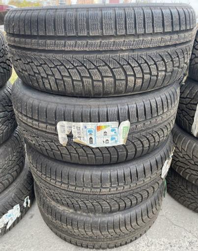 Nokian Tyres WR A4 235/45 R19 99V