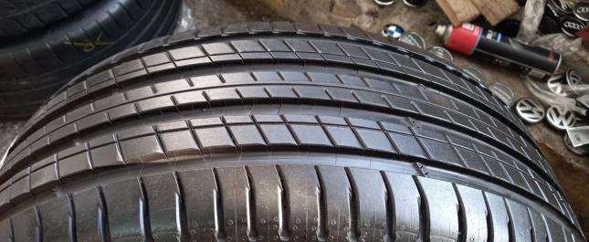 Michelin Latitude Sport 3 235/50 R19 99W