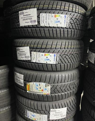 Pirelli Winter Sottozero 3 255/45 R20 105V