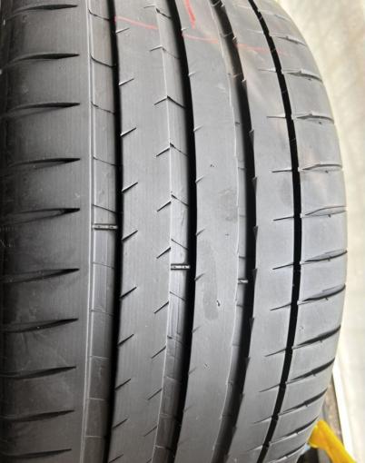 Michelin Pilot Sport 4 S 265/40 R22