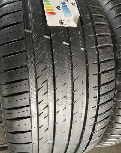 Michelin Pilot Sport 4 S Acoustic 275/40 R20 и 315/35 R20 Y