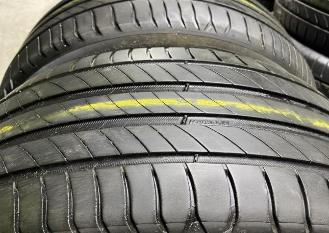 Michelin Primacy 4 215/55 R17