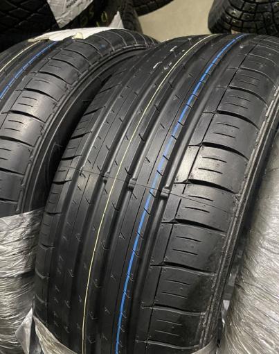 Dunlop Enasave EC300 215/55 R16