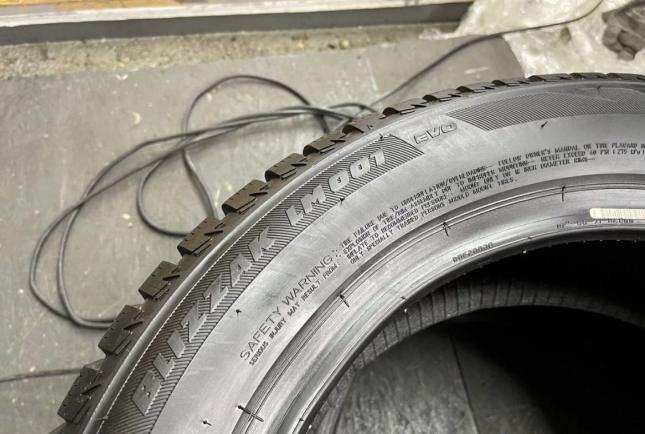 Bridgestone Blizzak LM-001 Evo 205/55 R16 91H