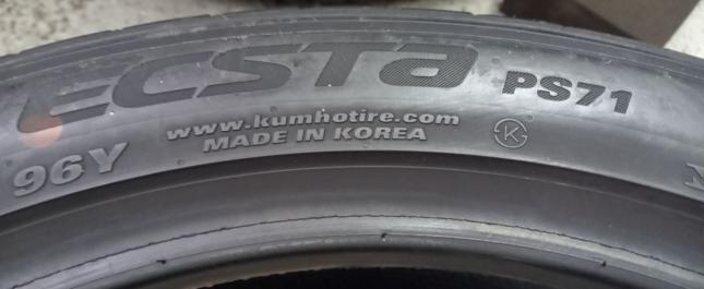 Kumho Ecsta PS71 225/45 R19 96Y