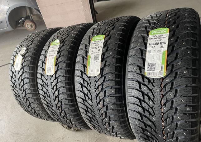 Nokian Tyres Hakkapeliitta 9 285/50 R20