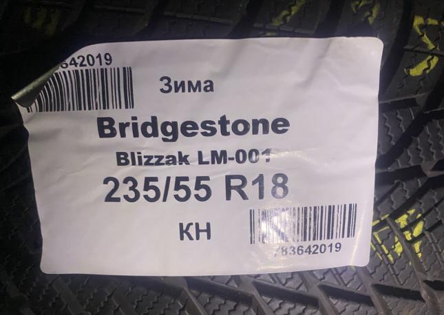 Bridgestone Blizzak LM-001 235/55 R18