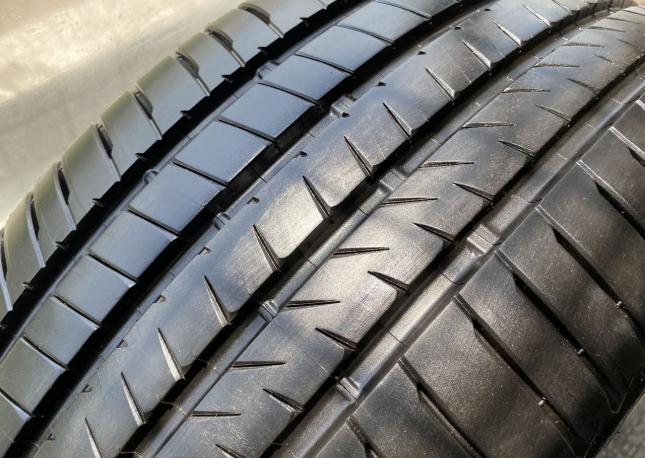 Bridgestone Alenza 001 275/50 R21 113V