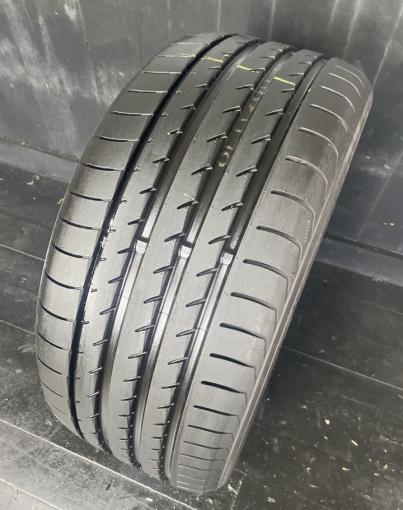 Yokohama Advan Sport V105 255/40 R18