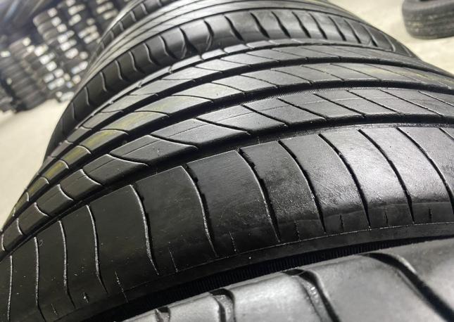 Michelin Primacy 4 245/45 R17