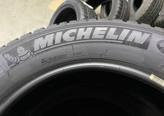 Michelin Pilot Alpin PA4 215/60 R17 96H