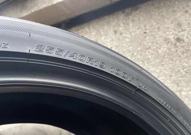 Bridgestone Potenza S001 255/40 R19 Y