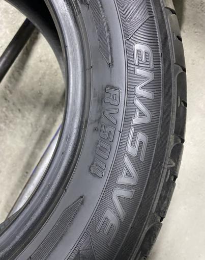 Dunlop Enasave RV504 215/60 R16