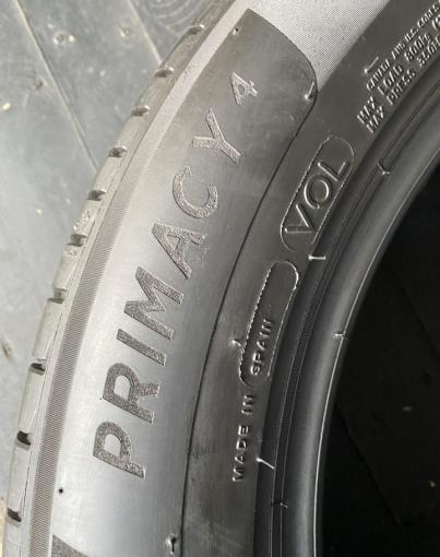 Michelin Primacy 4 235/55 R18