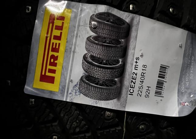 Pirelli Scorpion Ice Zero 2 225/40 R18