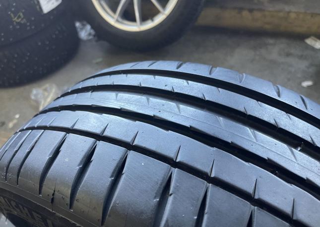 Michelin Pilot Sport 4 225/45 R19 96W