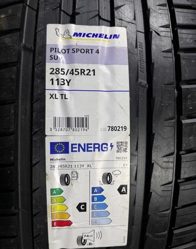 Michelin Pilot Sport 4 SUV 285/45 R21